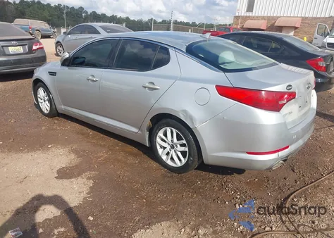 2011 Kia Optima Lx z USA, uszkodzony, nr VIN KNAGM4A78B5057359
